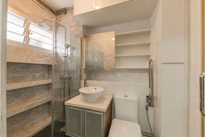 650 Pasir Ris Drive 10, 650 Pasir Ris Drive 10, 4 Bedrooms, 1,572 sqft, HDB Flat For Sale, by Khai Yuen Hong, 500167645 - Bathroom - PropertyGuru.com.sg
