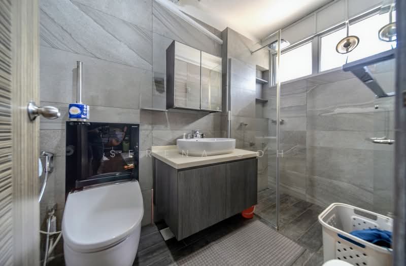 Tai Hwan Garden, 10 Tai Hwan Terrace, 3 Bedrooms, 1,850 sqft, Terraced House For Sale, by Serena Goh, 500167651 - Attached Master Bathroom - PropertyGuru.com.sg