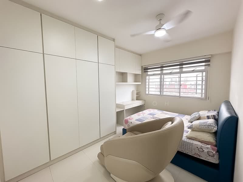 451B Bukit Batok West Avenue 6, 451B Bukit Batok West Avenue 6, 3 Bedrooms, 1,001 sqft, HDB Flat For Sale, by Sheryl Koh, 500167654 - Master Bedroom - PropertyGuru.com.sg