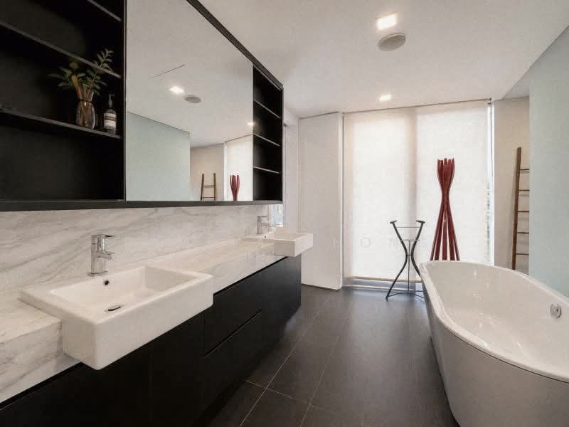 HILLTOP BEAUTY ⭐️ PRIME BERRIMA DETACHED ⭐️ POOL ⭐️ WITHIN 1KM SCGS ☎️ PAM 90228600, Berrima / Harlyn/ Camborne / Trevose Crescent, 5 Bedrooms, 6,000 sqft, Detached House For Sale, by Pamela Chong, 500167656 - Bathroom - PropertyGuru.com.sg