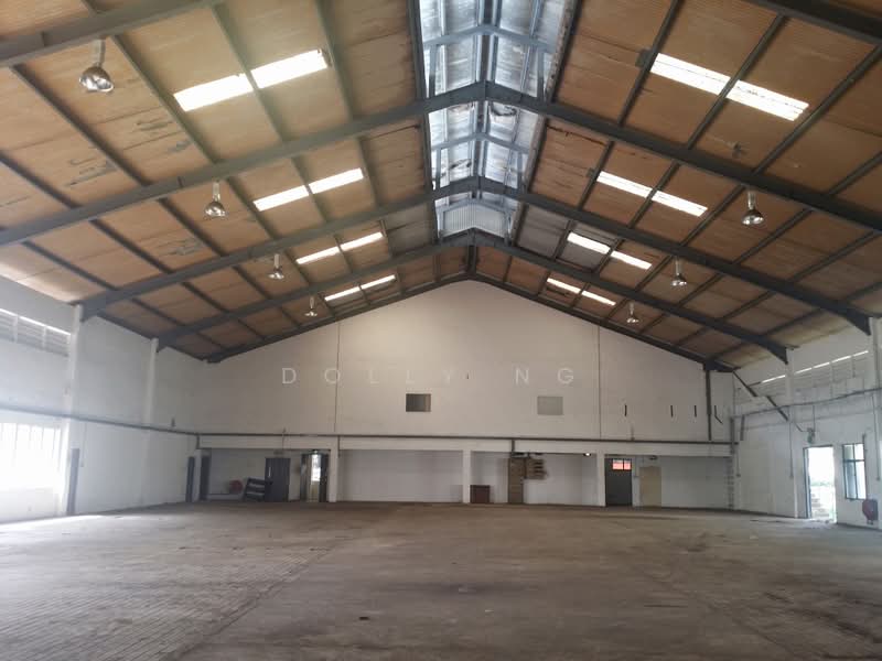 Ground Floor Factory Space, Near All Amenities, Short Term
