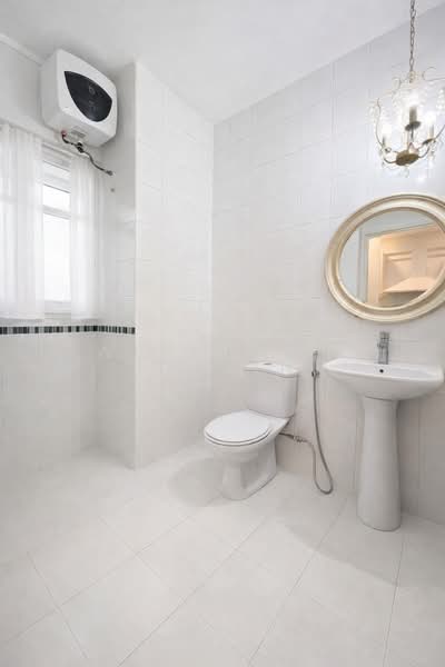 411A Fernvale Road, 411A Fernvale Road, 3 Bedrooms, 1,033 sqft, HDB Flat For Sale, by Winchester Lin, 500167670 - Bathroom - PropertyGuru.com.sg