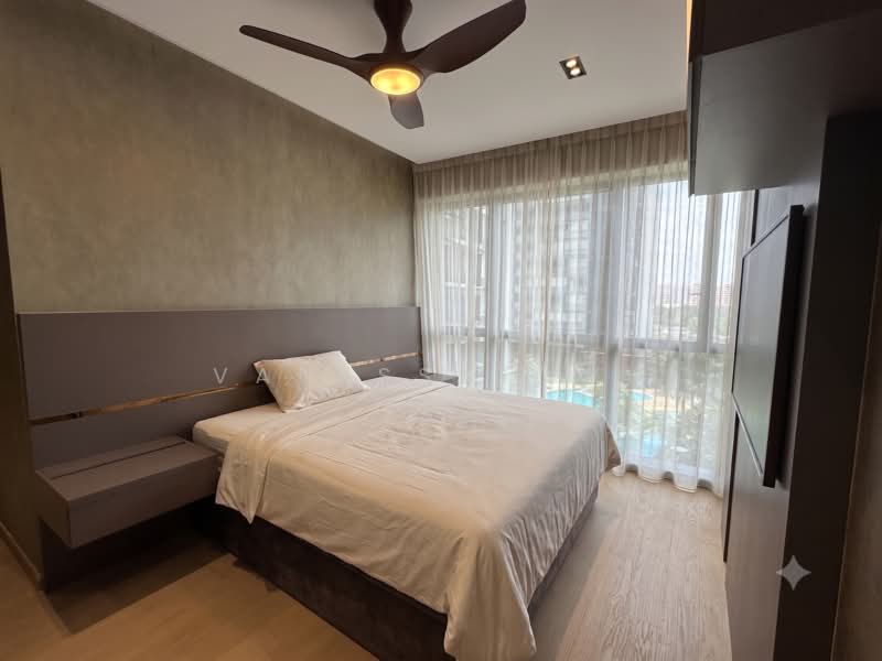The Florence Residences, 99 Hougang Avenue 2, 5 Bedrooms, 1,679 sqft, Condominium For Sale, by Vanessa Owh, 500167684 - Bedroom - PropertyGuru.com.sg