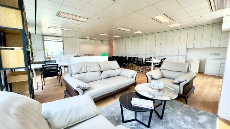 Bugis Junction Towers, 230 Victoria Street, 1,280 sqft, Office For Rent, by Lance Teo, 500167688 - Living Room - CommercialGuru.com.sg
