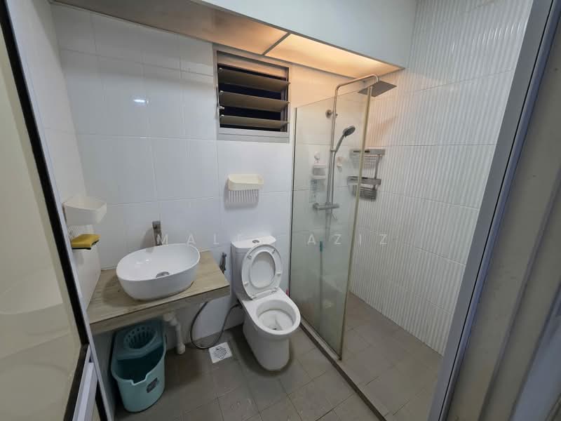513B Yishun Street 51, 513B Yishun Street 51, Room Rental, 129 sqft, HDB Flat For Rent, by Malek Aziz, 500167691 - Bathroom - PropertyGuru.com.sg