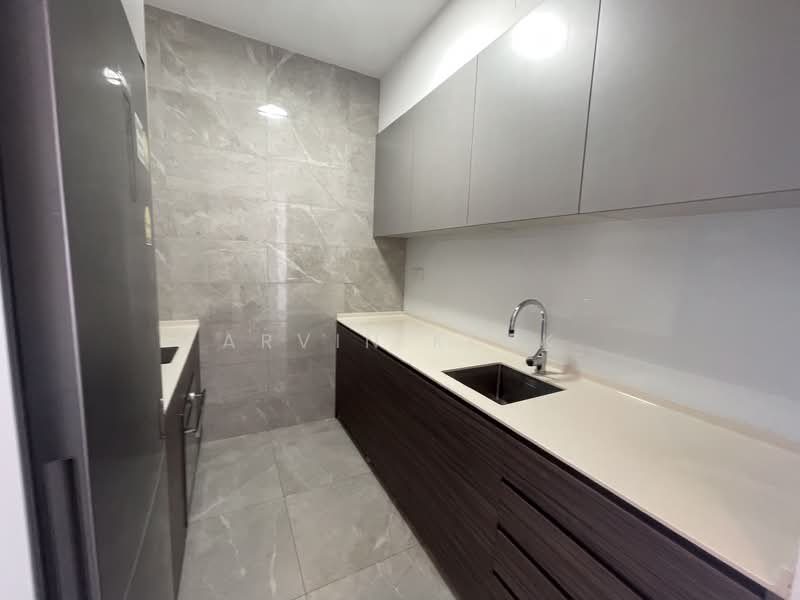 Stirling Residences, 21 Stirling Road, 2 Bedrooms, 678 sqft, Condominium For Rent, by Arvin Kuek, 500167702 - Kitchen - PropertyGuru.com.sg