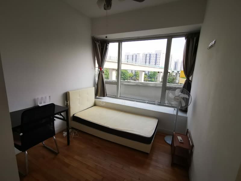 The Centris, 65 Jurong West Central 3, 4 Bedrooms, 1,496 sqft, Apartment For Rent, by Hong Hazel, 500167703 - Bedroom - PropertyGuru.com.sg