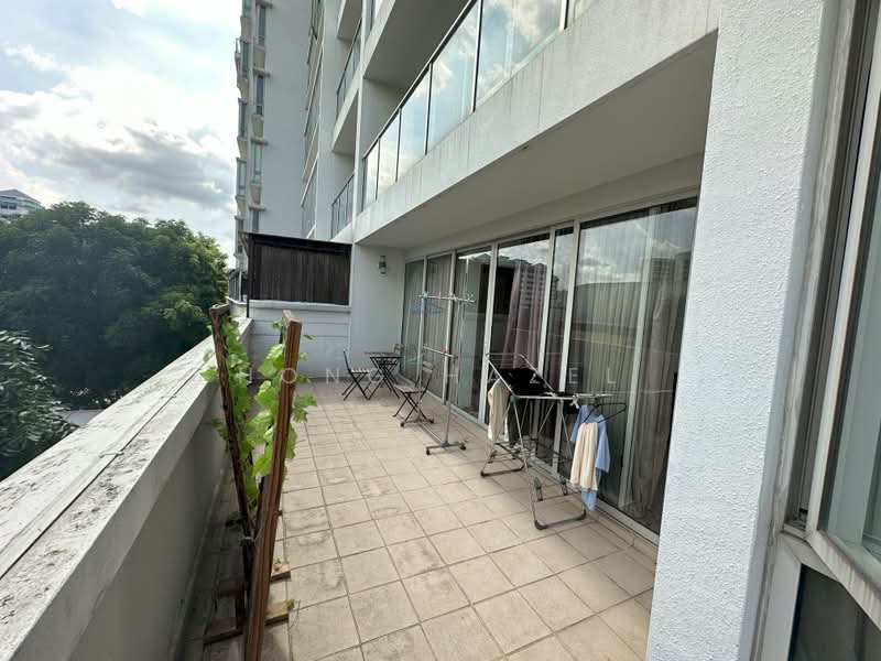 The Centris, 65 Jurong West Central 3, 4 Bedrooms, 1,496 sqft, Apartment For Rent, by Hong Hazel, 500167703 - Balcony - PropertyGuru.com.sg