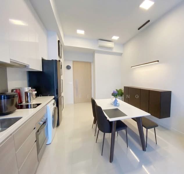 Boathouse Residences, 23 Upper Serangoon View, 1 Bedroom, 624 sqft, Condominium For Sale, by Desiree Leung, 500167705 - Kitchen - PropertyGuru.com.sg