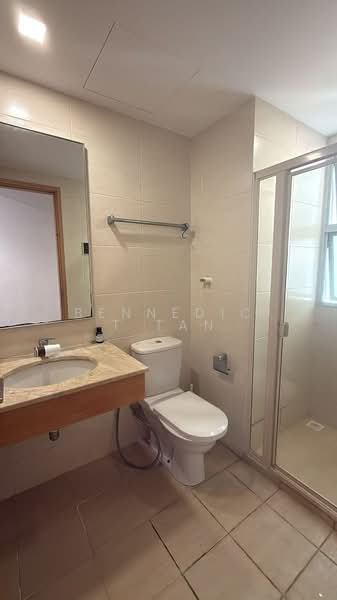 The Lakeshore, 31 Jurong West Street 41, Room Rental, 120 sqft, Condominium For Rent, by Bennedict Tan, 500167714 - Bathroom - PropertyGuru.com.sg