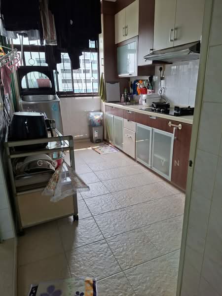 1 Pine Close, 1 Pine Close, Room Rental, 100 sqft, HDB Flat For Rent, by Goh Dorelyn, 500167722 - Kitchen - PropertyGuru.com.sg