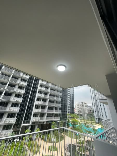 The Florence Residences, 83 Hougang Avenue 2, 1 Bedroom, 484 sqft, Condominium For Sale, by William Wong, 500167731 - Balcony - PropertyGuru.com.sg