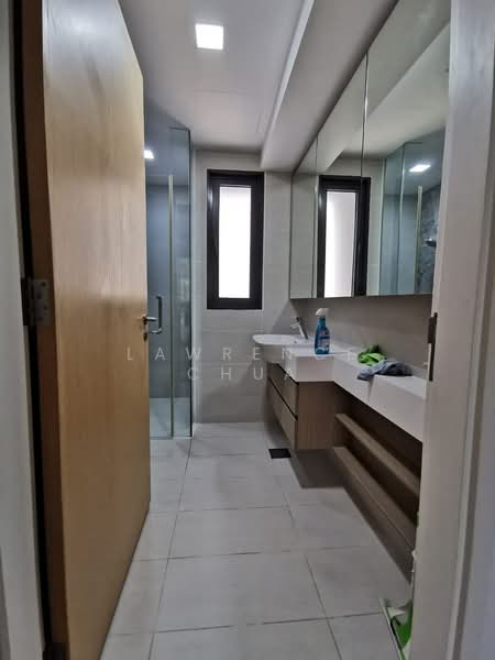The Lakefront Residences, 42 Lakeside Drive, Room Rental, 65 sqft, Condominium For Rent, by Lawrence Chua, 500167741 - Bathroom - PropertyGuru.com.sg