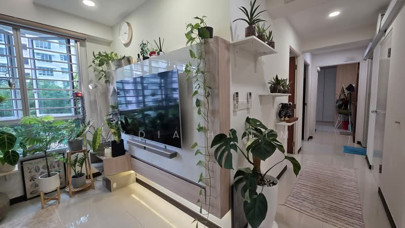93A Telok Blangah Street 31, 93A Telok Blangah Street 31, 3 Bedrooms, 1,001 sqft, HDB Flat For Sale, by Lydia Hanim, 500167762 - Living Room - PropertyGuru.com.sg