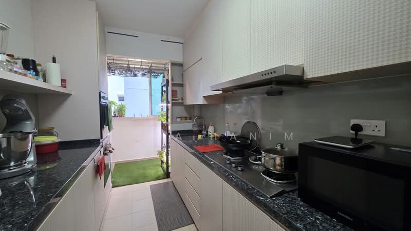 93A Telok Blangah Street 31, 93A Telok Blangah Street 31, 3 Bedrooms, 1,001 sqft, HDB Flat For Sale, by Lydia Hanim, 500167762 - Kitchen - PropertyGuru.com.sg