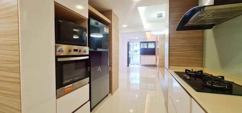 20 Dover Crescent, 20 Dover Crescent, 3 Bedrooms, 700 sqft, HDB Flat For Rent, by Ian Ho, 500167772 - Kitchen - PropertyGuru.com.sg