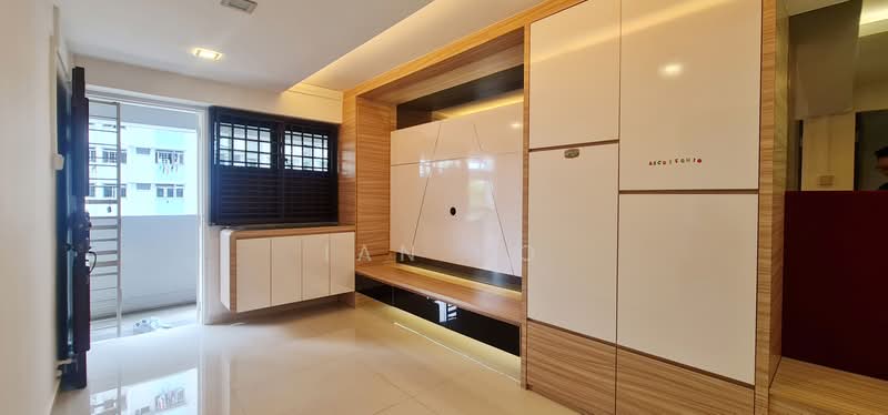 20 Dover Crescent, 20 Dover Crescent, 3 Bedrooms, 700 sqft, HDB Flat For Rent, by Ian Ho, 500167772 - Living Room - PropertyGuru.com.sg