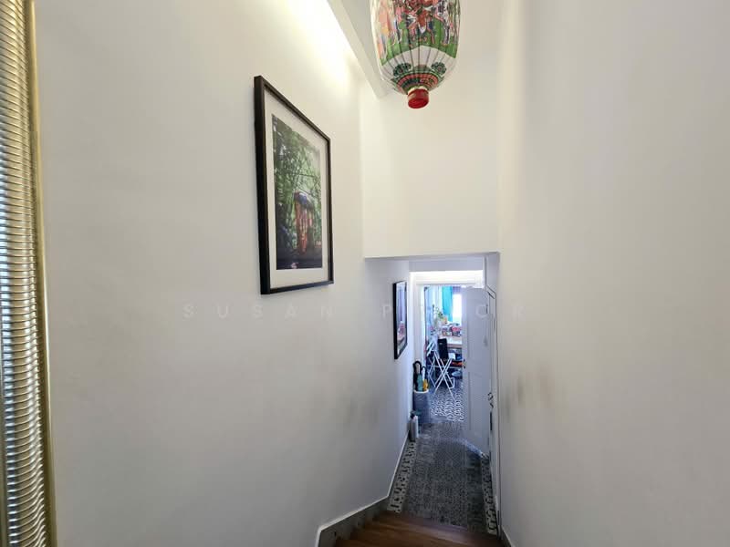 Rare 3 Bed Tiong Bahru, Tiong Poh, Tiong Bahru Road, 3 Bedrooms, 965 sqft, Walk-up Apartment For Rent, by Susan Prior, 500167773 - Interior - PropertyGuru.com.sg