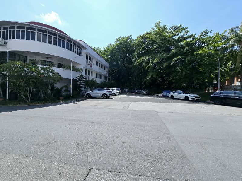 Rare 3 Bed Tiong Bahru, Tiong Poh, Tiong Bahru Road, 3 Bedrooms, 965 sqft, Walk-up Apartment For Rent, by Susan Prior, 500167773 - Exterior - PropertyGuru.com.sg