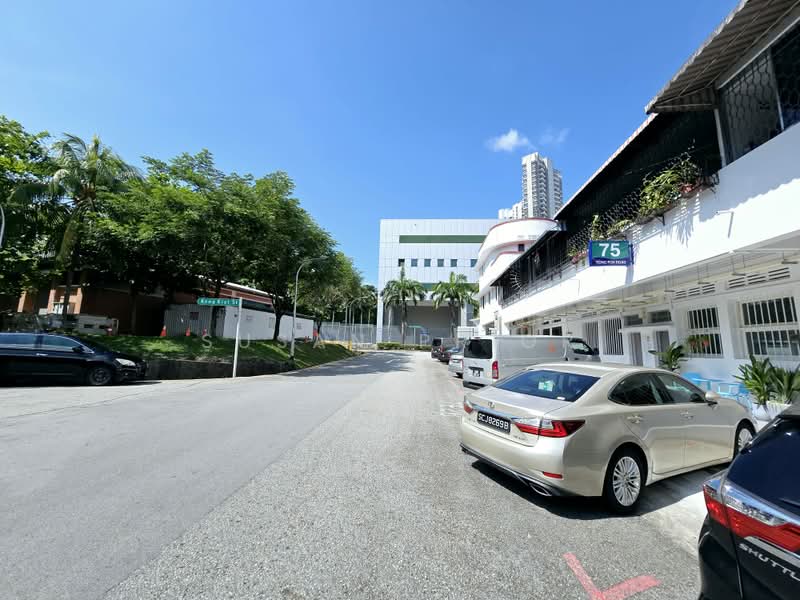 Rare 3 Bed Tiong Bahru, Tiong Poh, Tiong Bahru Road, 3 Bedrooms, 965 sqft, Walk-up Apartment For Rent, by Susan Prior, 500167773 - Exterior - PropertyGuru.com.sg