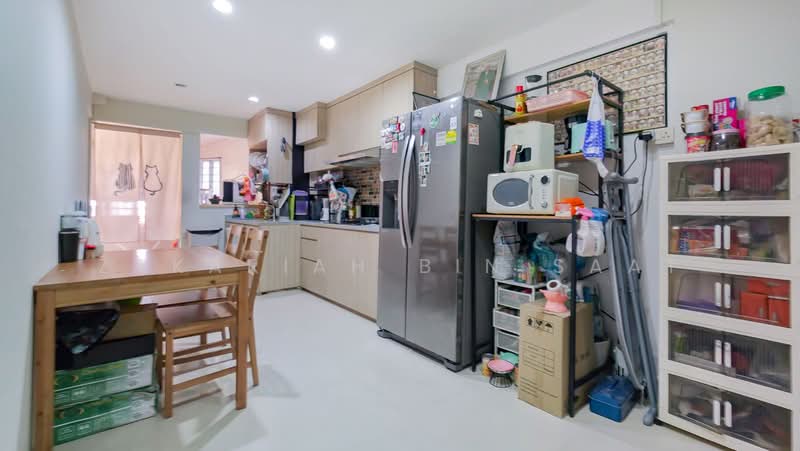 616 Hougang Avenue 8, 616 Hougang Avenue 8, 3 Bedrooms, 990 sqft, HDB Flat For Sale, by Zakariah Bin Saat, 500167775 - Kitchen - PropertyGuru.com.sg