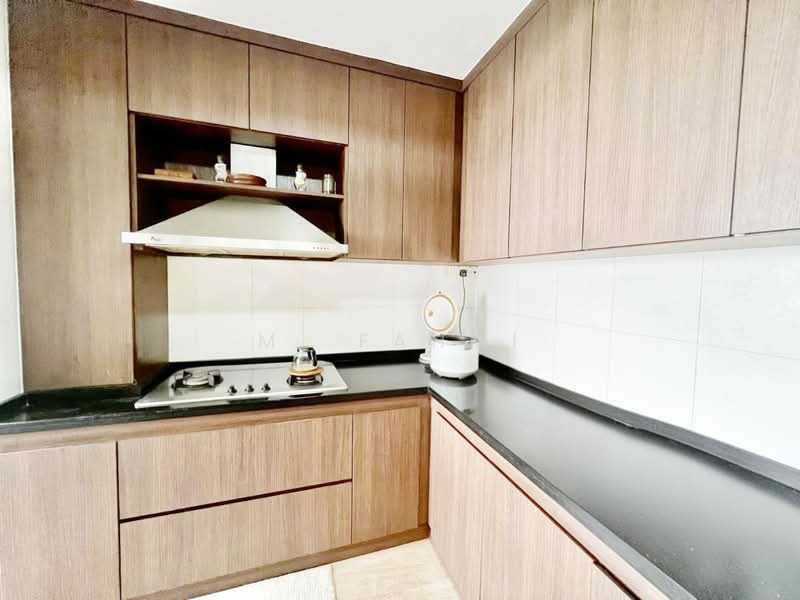350 Tampines Street 33, 350 Tampines Street 33, 3 Bedrooms, 1,378 sqft, HDB Flat For Sale, by M. Fahmi, 500167778 - Kitchen - PropertyGuru.com.sg