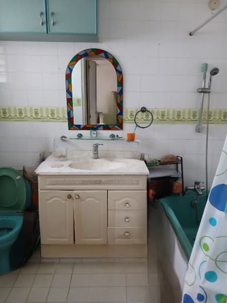 94C Bedok North Avenue 4, 94C Bedok North Avenue 4, 3 Bedrooms, 1,539 sqft, HDB Flat For Sale, by Kensy ., 500167785 - Bathroom - PropertyGuru.com.sg