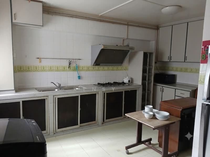 94C Bedok North Avenue 4, 94C Bedok North Avenue 4, 3 Bedrooms, 1,539 sqft, HDB Flat For Sale, by Kensy ., 500167785 - Kitchen - PropertyGuru.com.sg