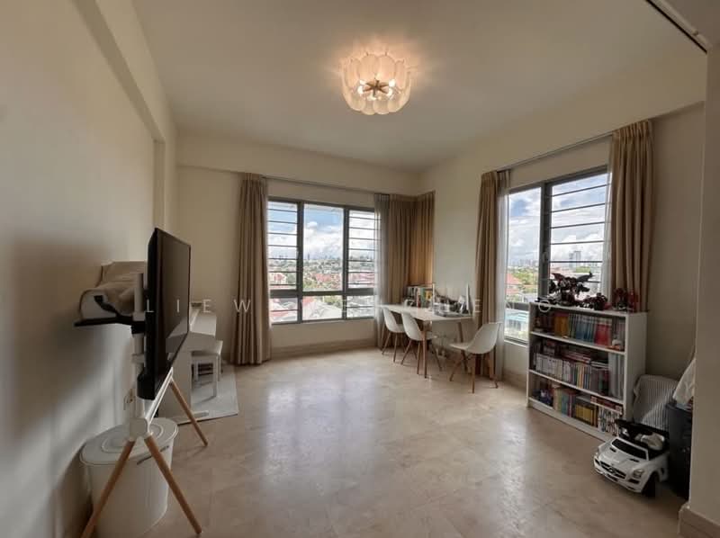 The Tessarina, 26 Wilby Road, 2 Bedrooms, 1,012 sqft, Condominium For Rent, by Liew Wenzheng, 500167787 - Living Room - PropertyGuru.com.sg