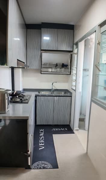 102B Canberra Street, 102B Canberra Street, 2 Bedrooms, 743 sqft, HDB Flat For Sale, by Sallehin Halim (Agent Soul), 500167789 - Kitchen - PropertyGuru.com.sg