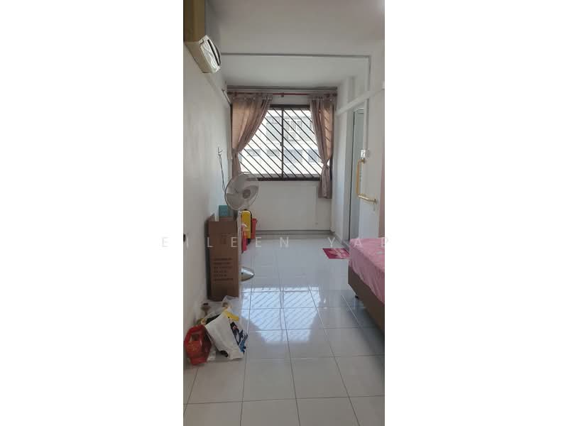 417 Pasir Ris Drive 6, 417 Pasir Ris Drive 6, Room Rental, 250 sqft, HDB Flat For Rent, by Eileen Yap, 500167802 - Bedroom - PropertyGuru.com.sg