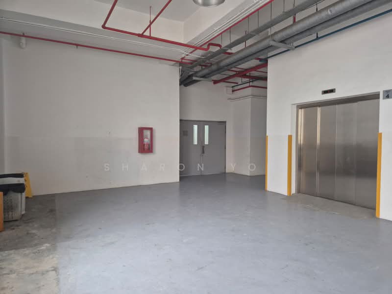 Henderson Building, 221 Henderson Road, 1,238 sqft, Light Industrial (B1) For Rent, by Sharon Yoo, 500167803 - Corridor - CommercialGuru.com.sg