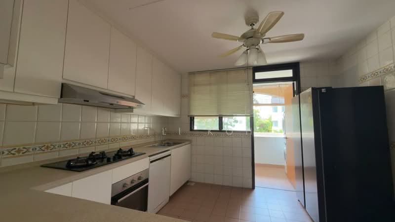 Gallop Gables, 70 Farrer Road, 5 Bedrooms, 2,691 sqft, Condominium For Rent, by LiLi Koh, 500167810 - Kitchen - PropertyGuru.com.sg