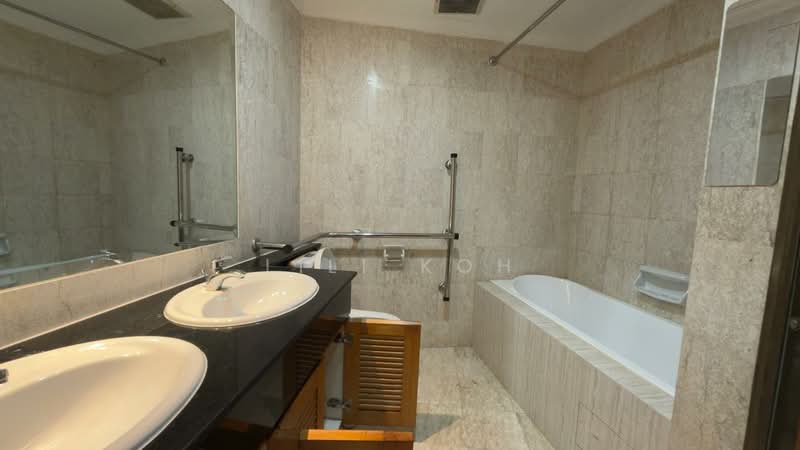 Gallop Gables, 70 Farrer Road, 5 Bedrooms, 2,691 sqft, Condominium For Rent, by LiLi Koh, 500167810 - Bathroom - PropertyGuru.com.sg
