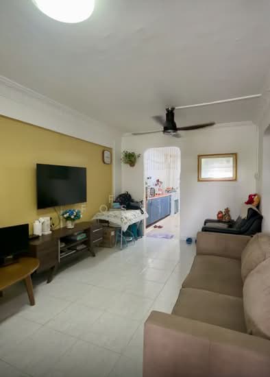 718 Yishun Street 71 HDB Flat For Sale at S$ 398,000
