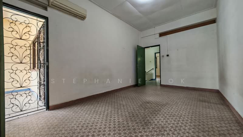 For Rebuilt, Hougang Central, No west sun, Stroll to amenities, MRT, 4 Bedrooms, 2,000 sqft, Terraced House For Sale, by Stephanie Tok, 500167813 - Interior - PropertyGuru.com.sg