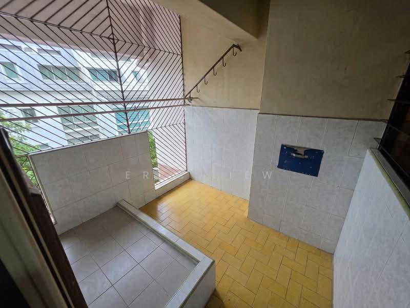 Tanah Merah Mansion, 137 Tanah Merah Kechil Road, 4 Bedrooms, 3,348 sqft, Condominium For Sale, by Eric Liew, 500167821 - Yard - PropertyGuru.com.sg