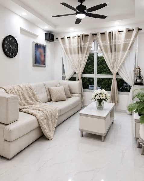 874C Tampines Street 85, 874C Tampines Street 85, 3 Bedrooms, 1,001 sqft, HDB Flat For Sale, by Puteri Shahira, 500167823 - Living Room - PropertyGuru.com.sg