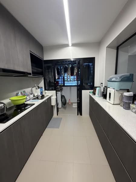 997A Buangkok Crescent, 997A Buangkok Crescent, 3 Bedrooms, 1,001 sqft, HDB Flat For Sale, by Wendy Chew, 500167824 - Kitchen - PropertyGuru.com.sg