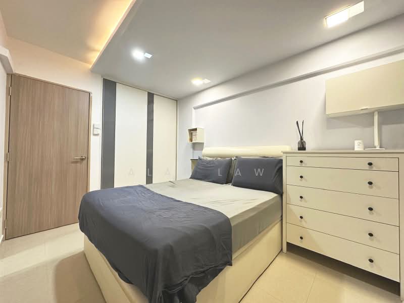 477 Tampines Street 43, 477 Tampines Street 43, 2 Bedrooms, 688 sqft, HDB Flat For Sale, by Alan Law, 500167828 - Bedroom - PropertyGuru.com.sg