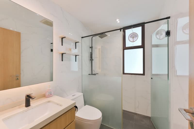Varsity Park Condominium, 70 West Coast Road, 3 Bedrooms, 2,325 sqft, Condominium For Rent, by Seema Gupta, 500167837 - PropertyGuru.com.sg