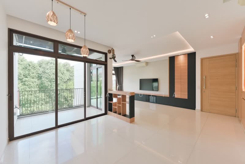 Varsity Park Condominium, 70 West Coast Road, 3 Bedrooms, 2,325 sqft, Condominium For Rent, by Seema Gupta, 500167837 - PropertyGuru.com.sg
