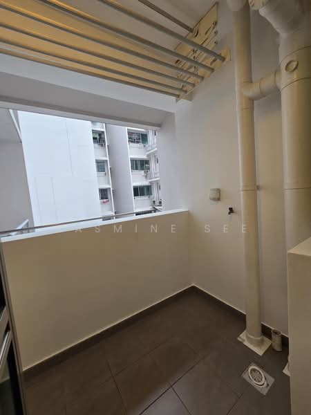 212B Punggol Walk, 212B Punggol Walk, 2 Bedrooms, 1,001 sqft, HDB Flat For Rent, by Jasmine See, 500167838 - Laundry / Yard area - PropertyGuru.com.sg