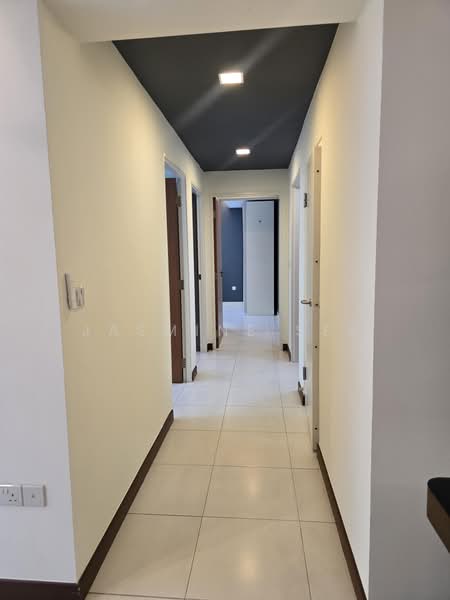 212B Punggol Walk, 212B Punggol Walk, 2 Bedrooms, 1,001 sqft, HDB Flat For Rent, by Jasmine See, 500167838 - Corridor to bedrooms - PropertyGuru.com.sg
