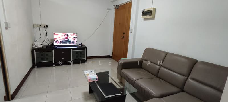 990A Jurong West Street 93, 990A Jurong West Street 93, 1 Bedroom, 516 sqft, HDB Flat For Rent, by Shirley Tan, 500167840 - Living Room - PropertyGuru.com.sg