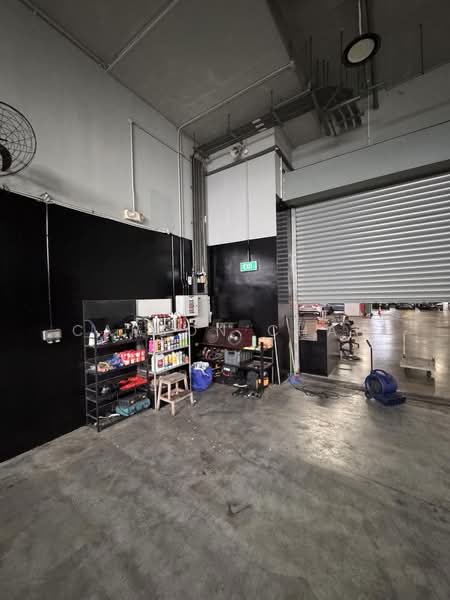 Carros Centre, 60 JALAN LAM HUAT, 1,690 sqft, Factory / Workshop (B2) For Sale, by Carson Chan, 500167852 - Interior - CommercialGuru.com.sg