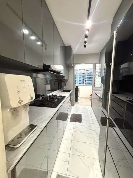 274A Punggol Place, 274A Punggol Place, 3 Bedrooms, 1,001 sqft, HDB Flat For Sale, by Kim Tan, 500167855 - Kitchen - PropertyGuru.com.sg