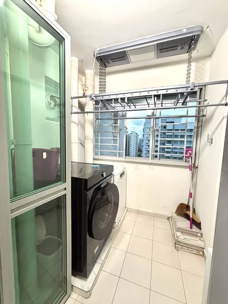 274A Punggol Place, 274A Punggol Place, 3 Bedrooms, 1,001 sqft, HDB Flat For Sale, by Kim Tan, 500167855 - Balcony - PropertyGuru.com.sg