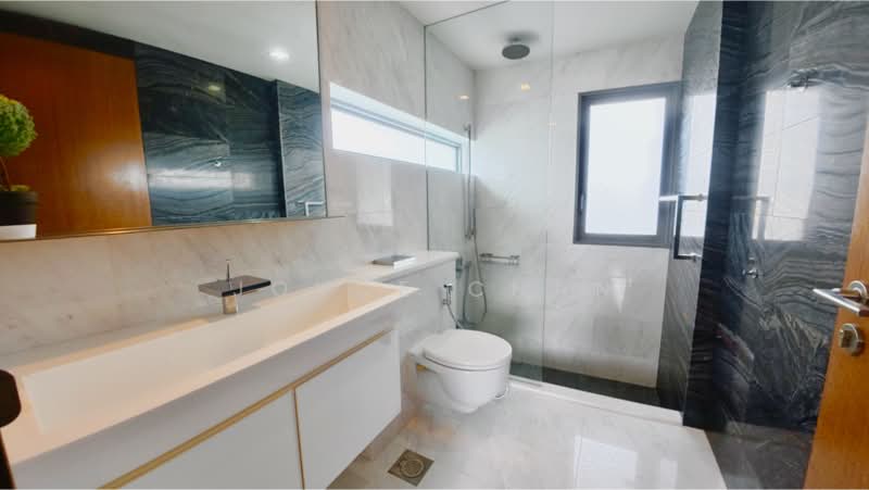 Adria, 12 Derbyshire Road, 3 Bedrooms, 1,281 sqft, Condominium For Rent, by Joyce Chan, 500167856 - Bathroom - PropertyGuru.com.sg