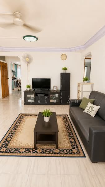 101 Serangoon North Avenue 1, 101 Serangoon North Avenue 1, 3 Bedrooms, 979 sqft, HDB Flat For Sale, by Steven Jeremiah, 500167857 - Living Room - PropertyGuru.com.sg